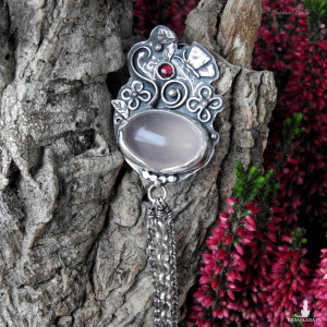 Wisiorek srebrny z kwarcem różowym i granatem Ogród