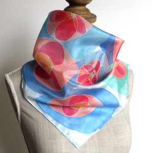 Apaszka Kwiaty, malowana ręcznie jedwabna elegancka chustka