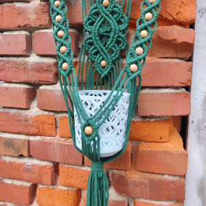 Boho kwietnik w kolorze butelkowej zieleni