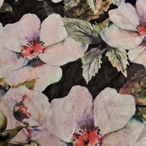 Apaszka szyfonowa w piękne kwiaty