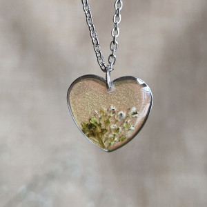 Srebrna zawieszka srebrny wisiorek kwiat naszyjnik żywica z żywicy kwiaty z kwiatami serce serduszko kwiatowy bukiet łąka kwiatowa