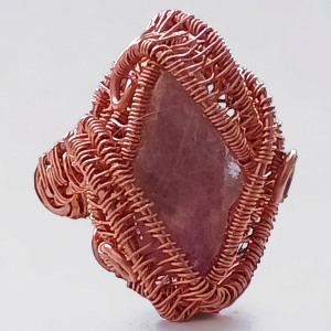 Duży pierścionek z surowego fluorytu i czystej miedzi