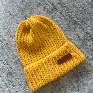 Ciepła żółta czapka z wełną Merino