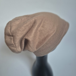 Czapka damska beżowa