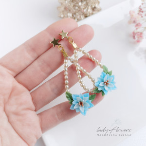 Kolczyki z niebieskimi poisencjami