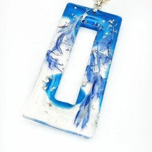 Duża Zawieszka z Żywicy Epoksydowej z Płatkami Chabru