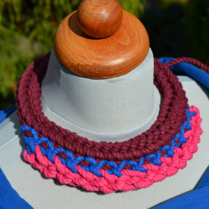 Emilja – jeżynowy naszyjnik z bawełny afryka boho