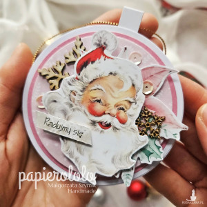 Kartka koło zawieszka bombka z Mikołajem