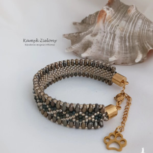 Bransoletka "gąsieniczka" z łapką - wykończenia ze stali chirurgicznej