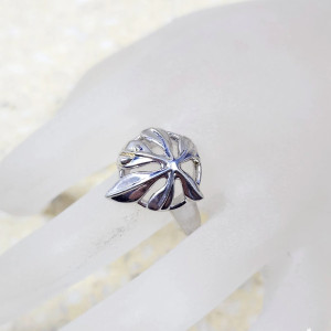 132 okazały, duży, srebrny, złocony pierścionek vintage