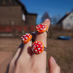 Pierścionki muchomorkówręcznie malowane i rzeźbione, idealne na prezent
