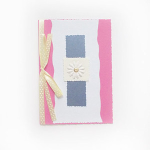 kartki na różne okazje, stokrotka kartka okolicznościowa, kwiat kartka, różowa kartka z kwiatkiem, ogólna kartka bez życzeń, ładne kartki, uniwersalne kartki