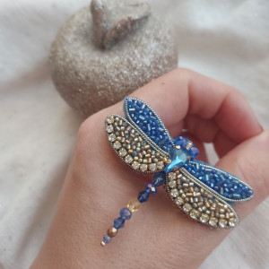 Broszka ważka szafirowo-złota