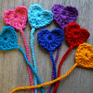 Walentynkowa zakładka do książki serduszko