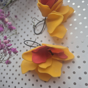 Kolczyki  kwiaty lekkie