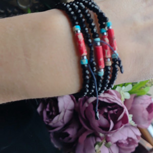 Bransoletka Turkusowy Howlit Koralowiec Kryształki Czarne bra23.58