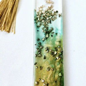 Zakładka z żywicy epoksydowej złoto turkusowy z kryształkami D04