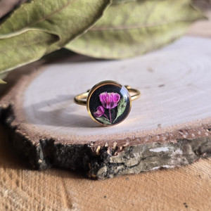 Złoty pierścionek regulowany kwiaty z kwiatami kwiatem duży czarny różowa gipsówka