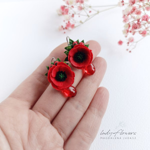 Kolczyki z makami