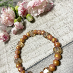 Bransoletka z beżowego jadeitu