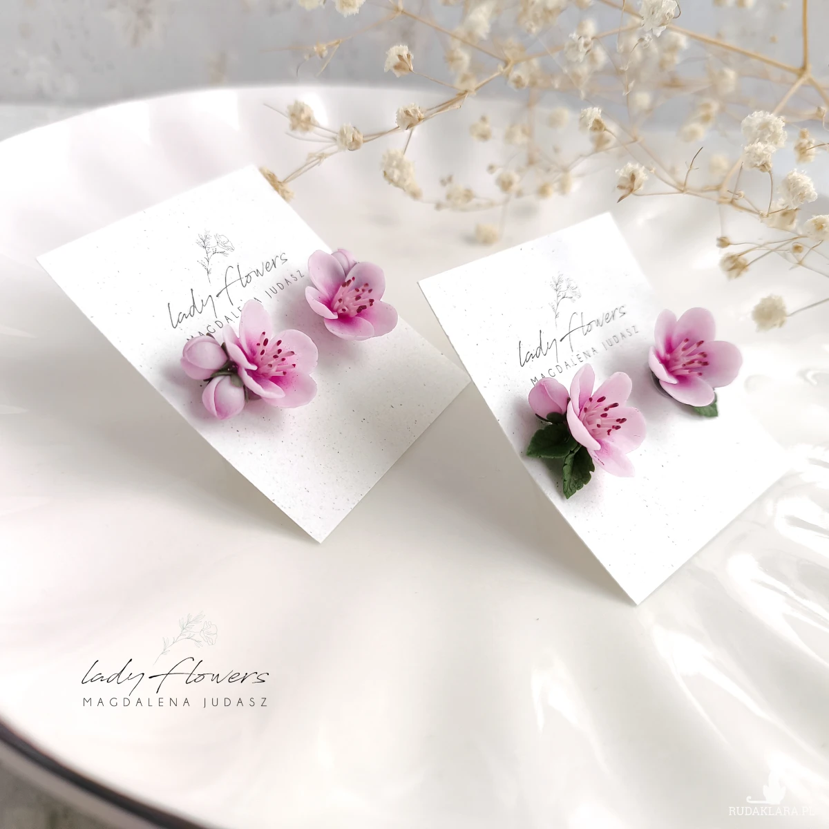 Kolczyki z kwiatami wiśni z dwoma pąkami