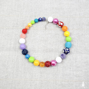 6328 kolorowe, tęczowe, błyszczące, duże korale