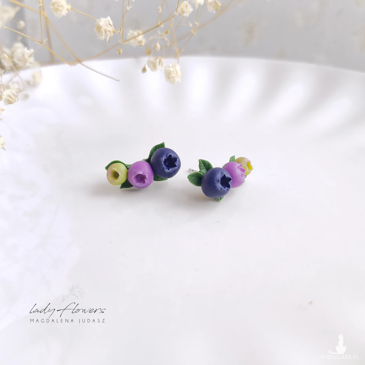 Kolczyki z trzema jagódkami