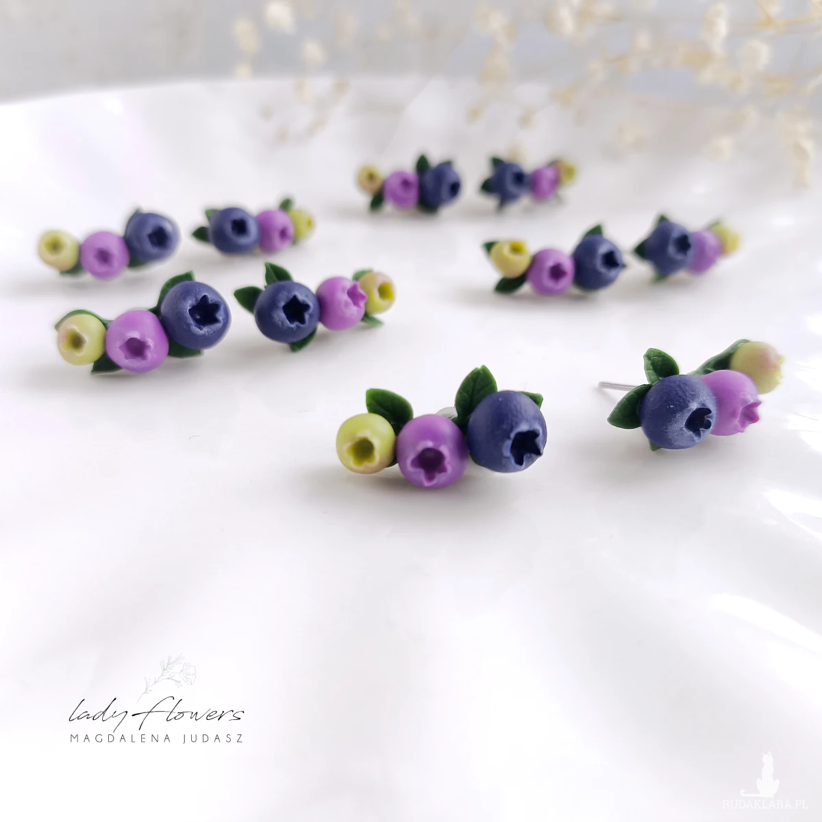 Kolczyki z trzema jagódkami