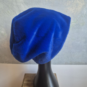 Futrzana  sztuczne futro chabrowa czapka