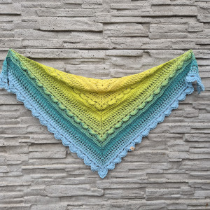 Chusta Minti wykonana na szydełku