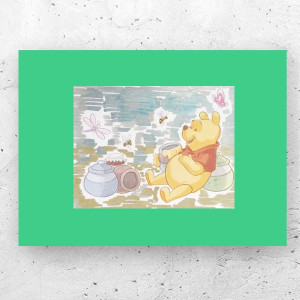 bajkowy plakat A4, kolorowy plakat dla dzieci, Kubuś Puchatek plakat 21x30, plakat z Kubusiem Puchatkiem, fajny plakat do dziecięcego pokoju, miś plakat na ścianę, obrazek z Puchatkiem
