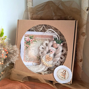 anioł stróż makramowy