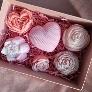 Box upominkowy ze świecami