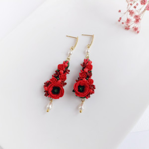 Eleganckie kolczyki z makami