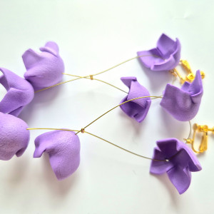 klipsy liliowe kwiaty leciutkie