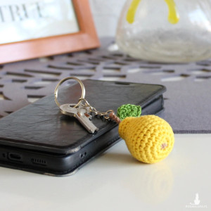 Brelok na szydełku Gruszka Żółta