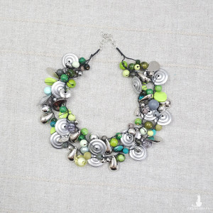 6391 szary, srebrny, zielony naszyjnik; kolia