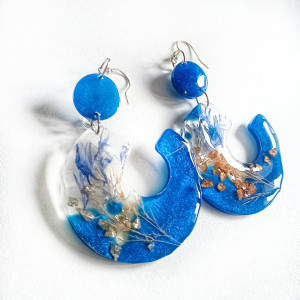 Kolczyki z Żywicą Epoksydową i Suszonym Chabrem