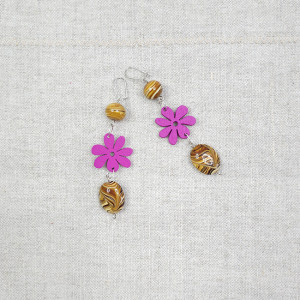 6037 różowo brązowe kolczyki; kwiaty