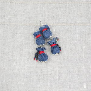 6028 długie, jeansowe kolczyki