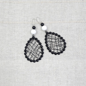 6128 duże efektowne kolczyki czarno - białe