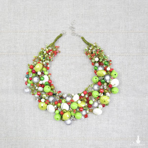 6647 zielony, biały, czerwony naszyjnik; kolia