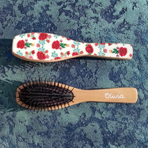 Personalizowana szczotka do włosów z imieniem, folkowe róże, Pomysł na prezent na Dzień Kobiet, imieniny dla dziewczyny, akcesoria do włosów, góralski folk
