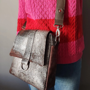 Torebka skórzana na ramię, złotko