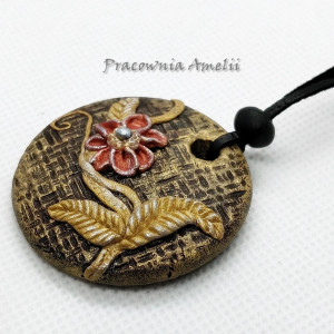 polymer clay wisior kwiat czerwony