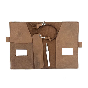 Jasno-brązowa okładka skórzana , notes skórzany formatu A 5.