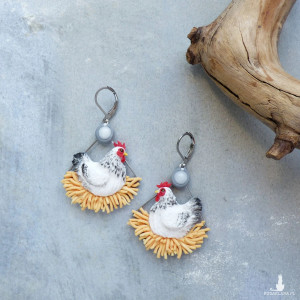 Kolczyki z kurą na gnieździe