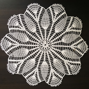 Serwetka bawełniana robiona na szydełku