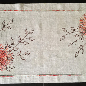 Bieżnik z surowego lnu, ręcznie malowany