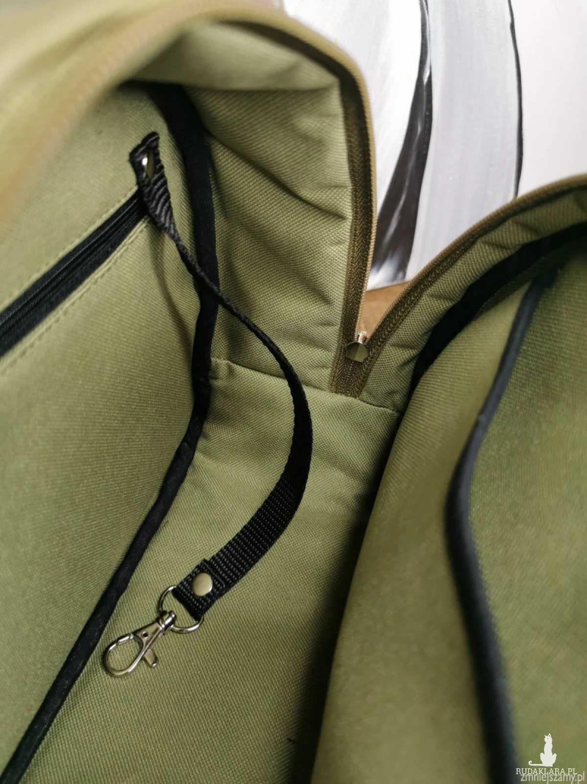 Kuferek torebka damska torebka na ramę ekoskóra - kwiat jabłoni